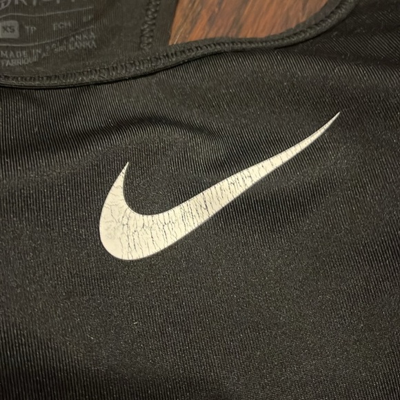 Nike swoosh sports bra size xs - Picture 3 of 4